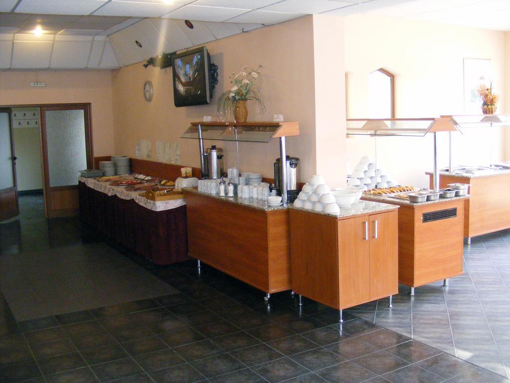 Hotel Naslada Balchik Exterior photo